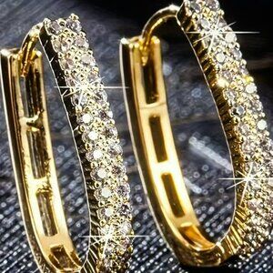 Elegant Earrings ~18K Gold Platted & CZ Perfect for a Woman'S Sexy Style